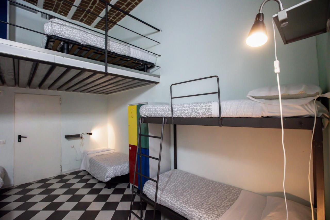 Fabric Hostel Портичи Екстериор снимка